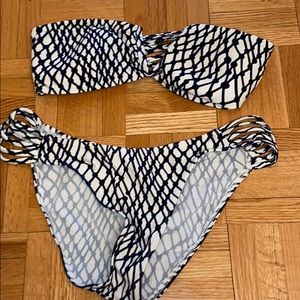 White and black bikini set
